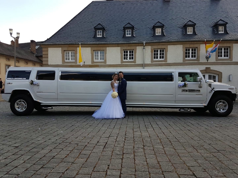 LUX LIMOUSINES