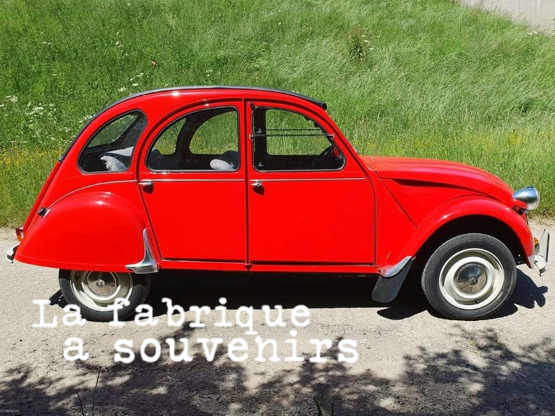 LA FABRIQUE A SOUVENIRS